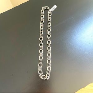 Stainless Steel 20” necklace ovals with twisted ovals and smooth links.